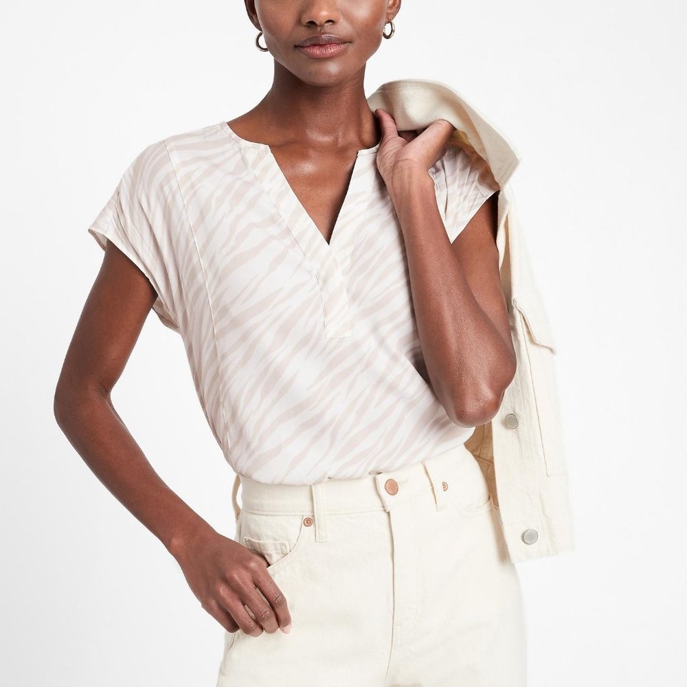 BANANA REPUBLIC zebra print top